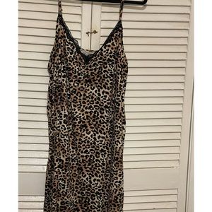 Nine West leopard print pj set with robe 2XL